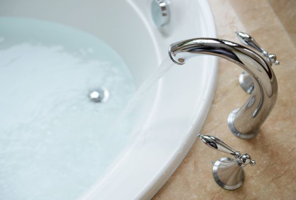 Cost of Tub Faucet Replacement in Cypress